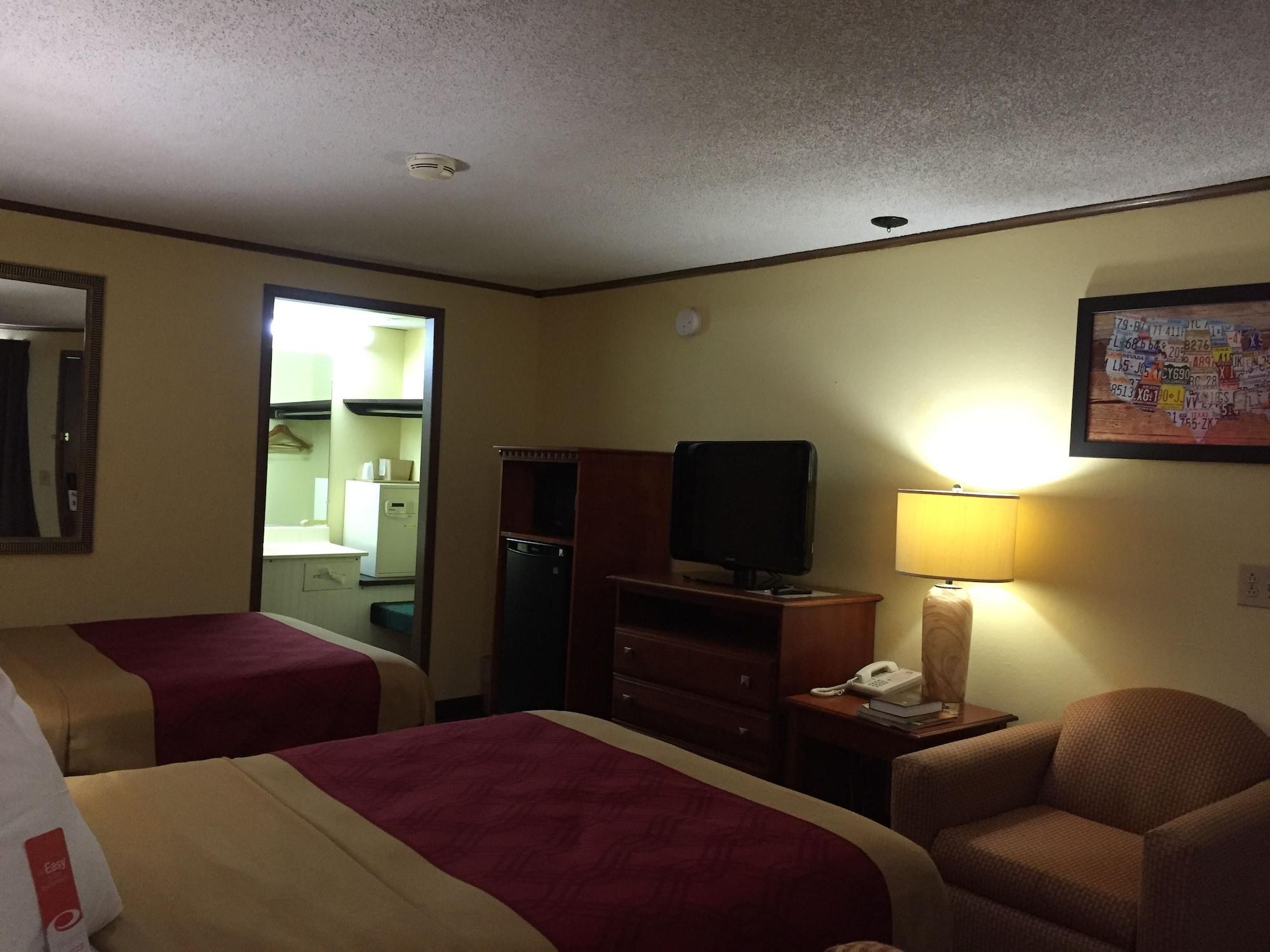 Econo Lodge Norwalk Zewnętrze zdjęcie