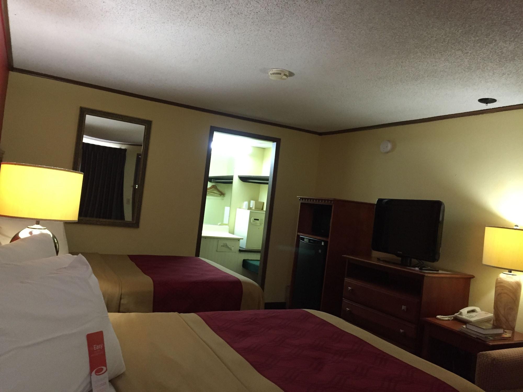 Econo Lodge Norwalk Zewnętrze zdjęcie